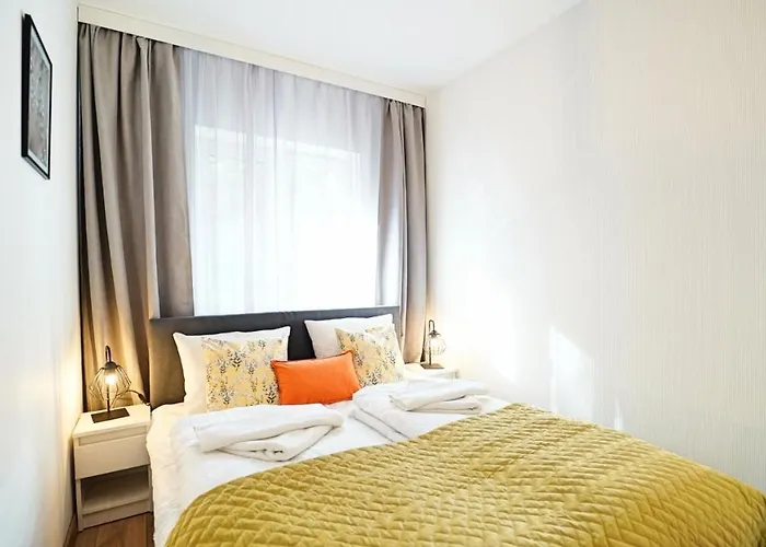 Everysky - Slowackiego 5a-b 4*