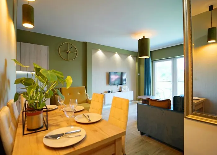 Everysky - Slowackiego 5a-b 4*